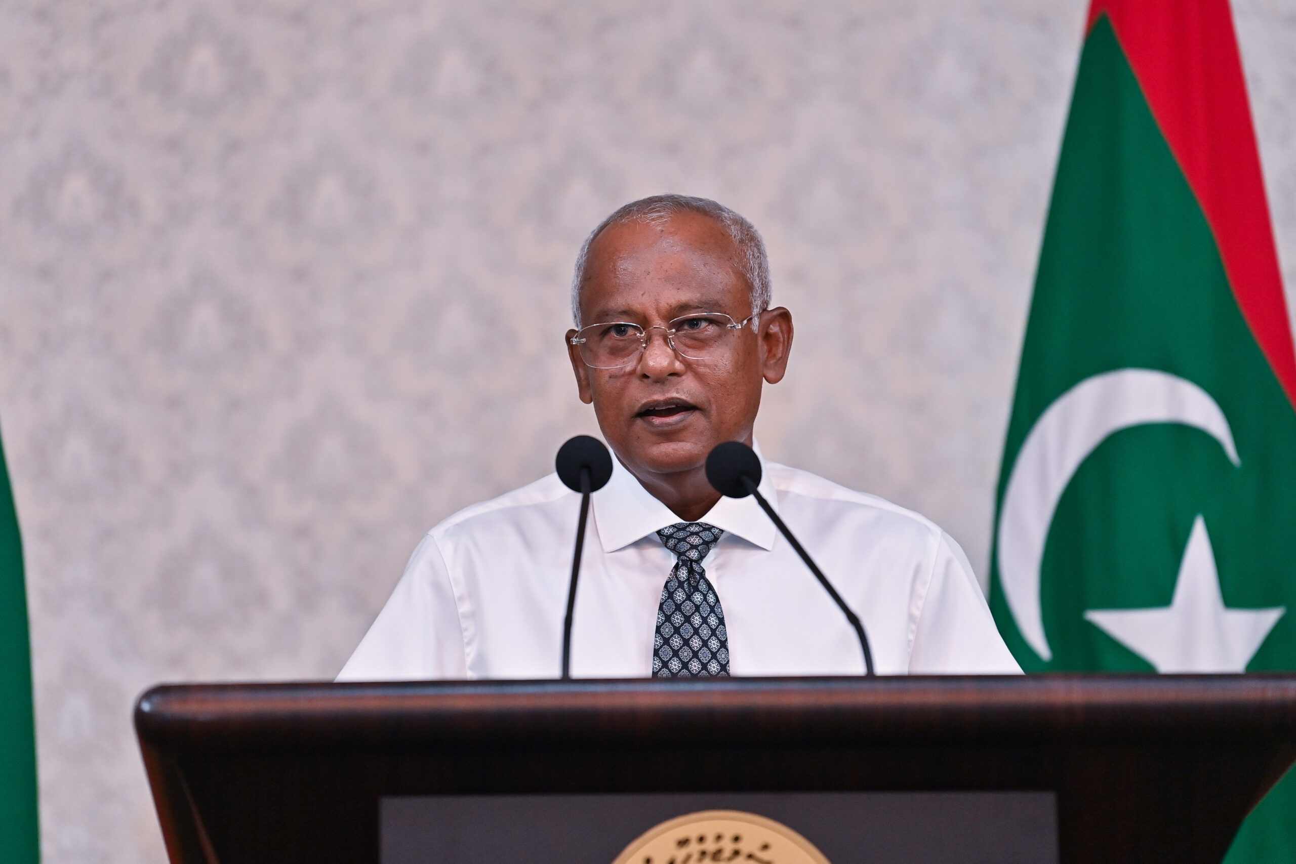 President urges the new administration to maintain good governance and development initiatives