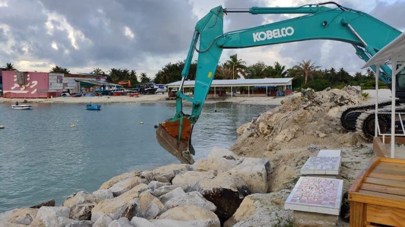 MTCC assists in repairing breakwater of Kulhudhuffushi City Boatyard area