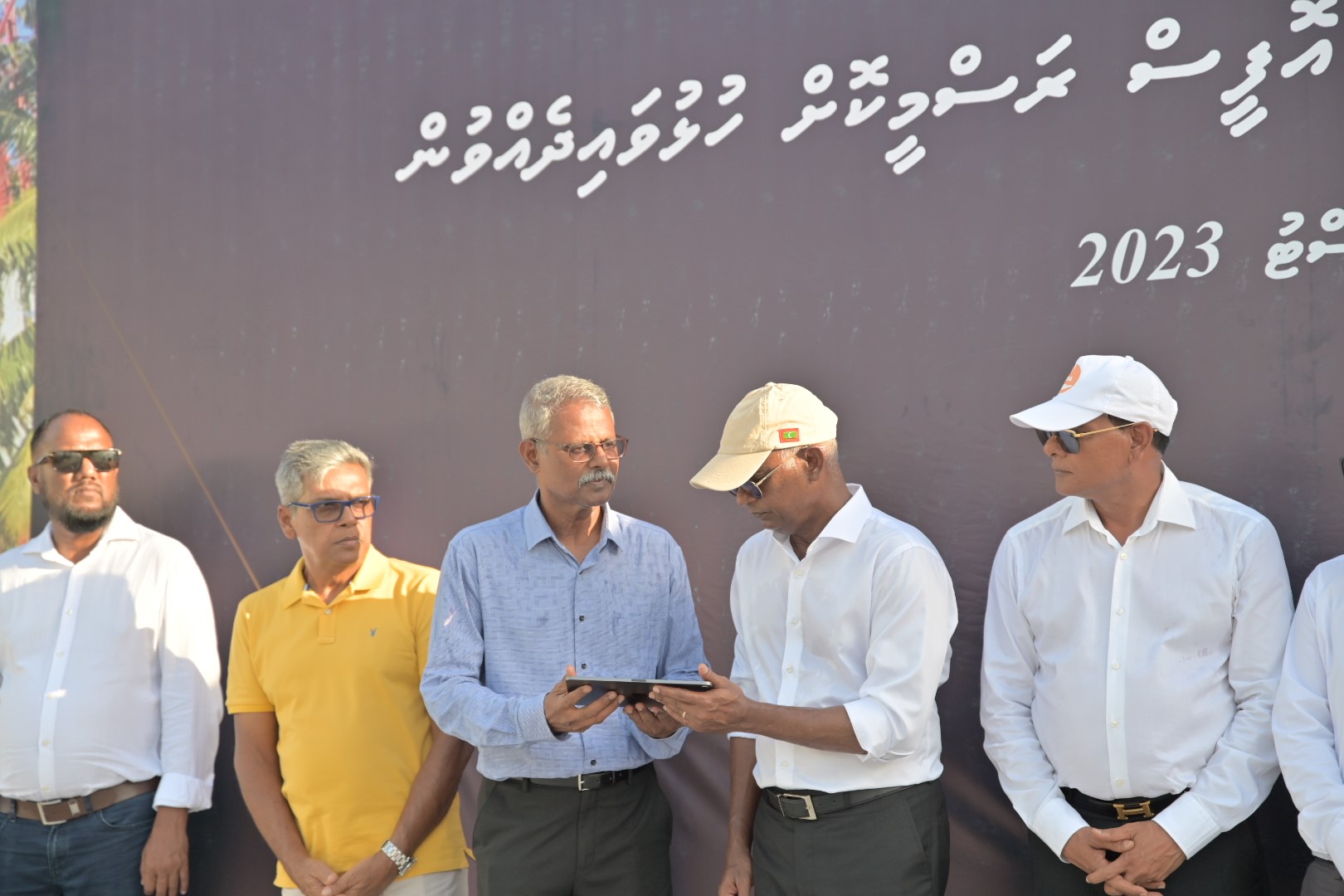 N. Fohdhoo Fenaka Office and Powerhouse inaugurated