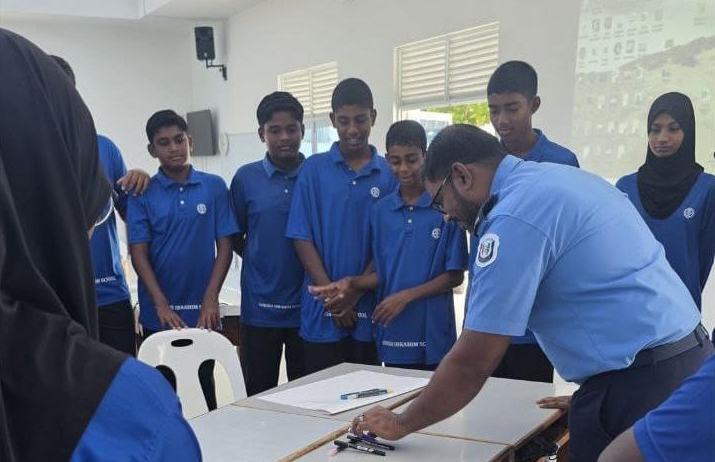 Information sessions held for students of Kelaa Sheikh Ibrahim School