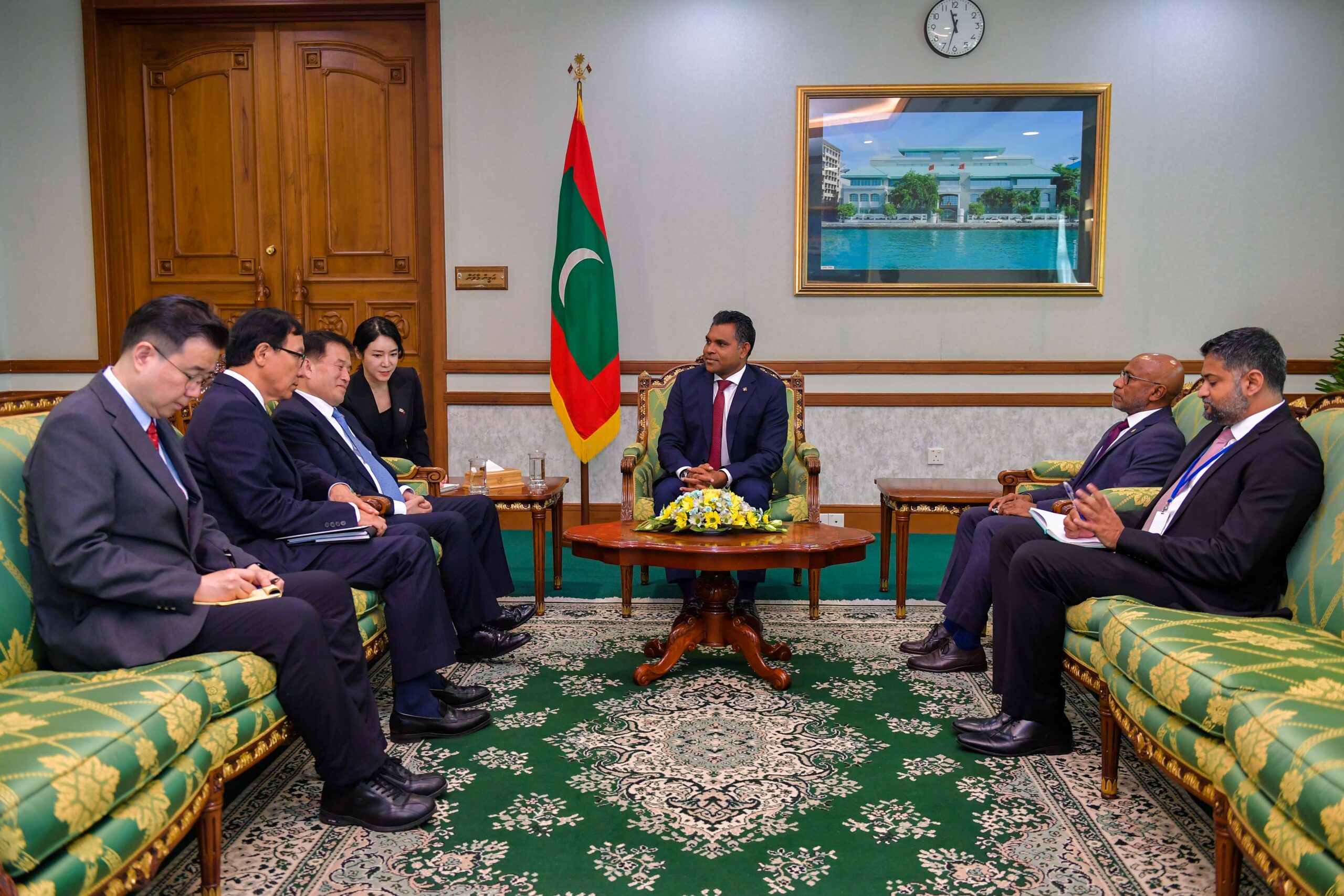 Special Envoy of the President of the Republic of Korea pays a courtesy call on the Vice President
