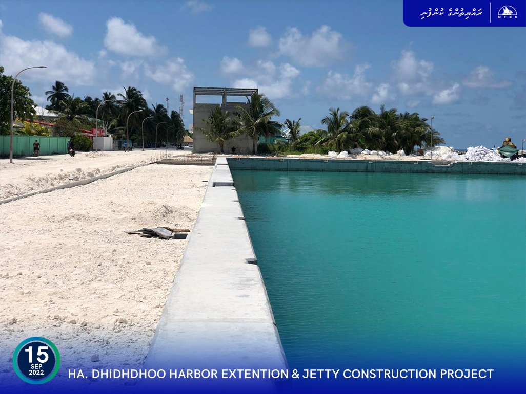 Quay wall block installation under Ha. Dhidhdhoo Harbour Extension and Jetty Construction Project completed