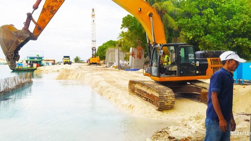 53% of ADh. Hanyaa Meedhoo Harbour development completed: MTCC