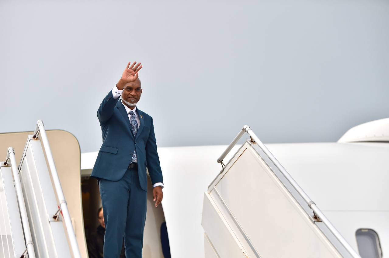 President departed to UAE on an official visit