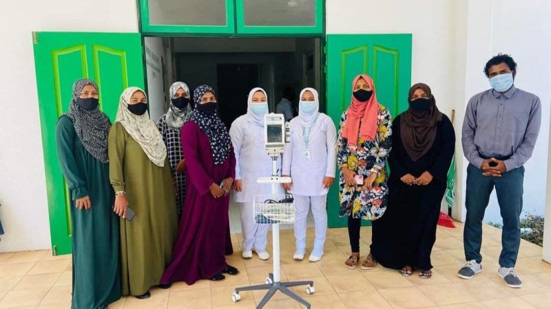 Ha. Thuraakunu WDC donated a Spot Monitor to Health Center