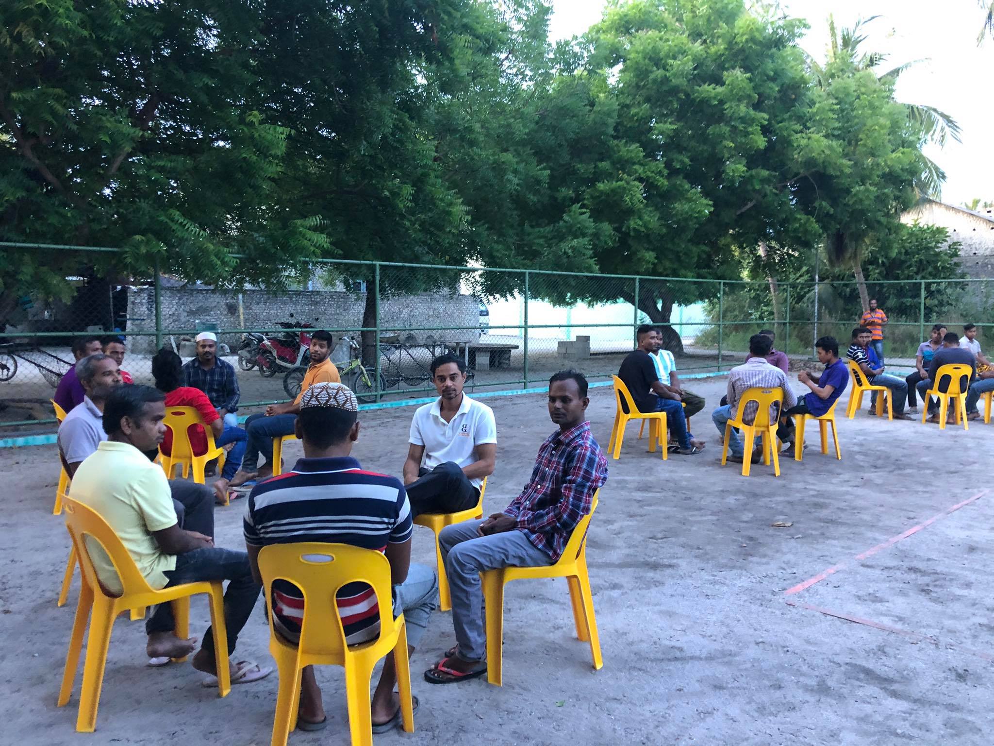 Vaikaradhoo Volley team provided Iftar for foreigners
