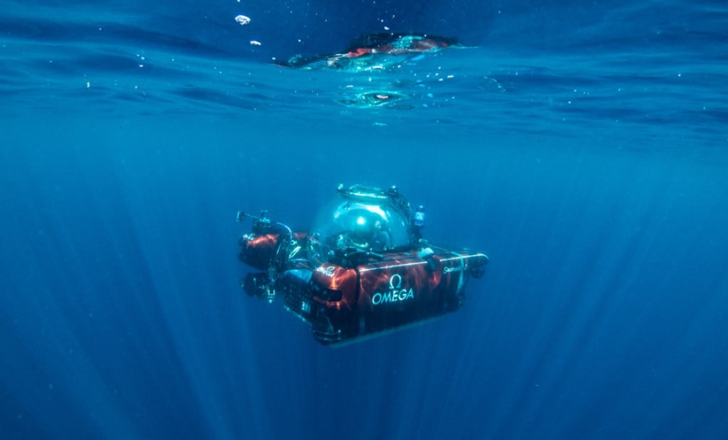Two Maldivian women at the Nekton Mission to study the Maldivian seas with an international team