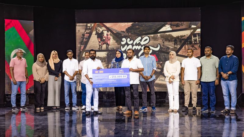 STELCO Donates MVR 250,000 in Aid to Sri Lanka