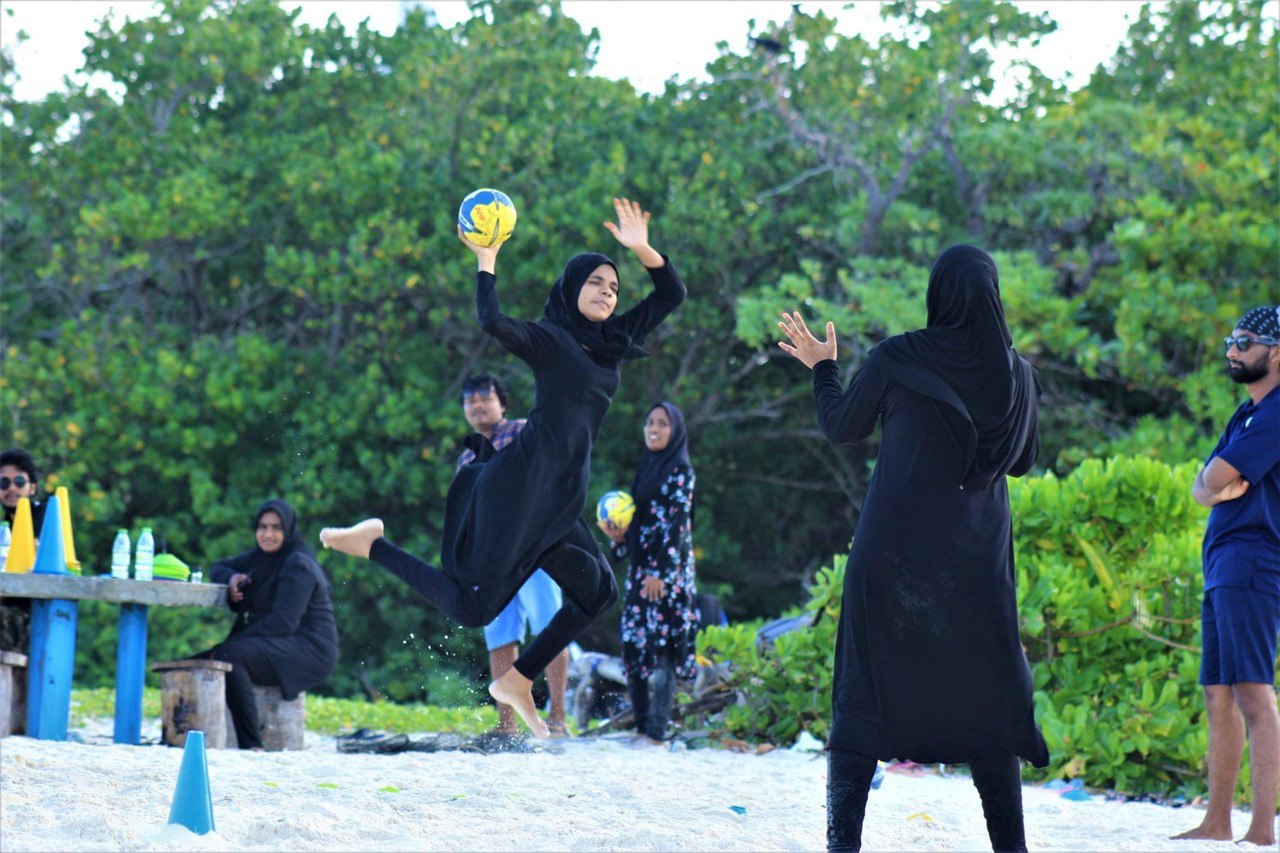 Mila Uthuru Handball Tournament” commenced in Sh. Atoll