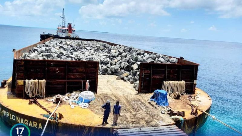 Third shipment of Rock Boulders delivered to Aa. Maalhos: MTCC