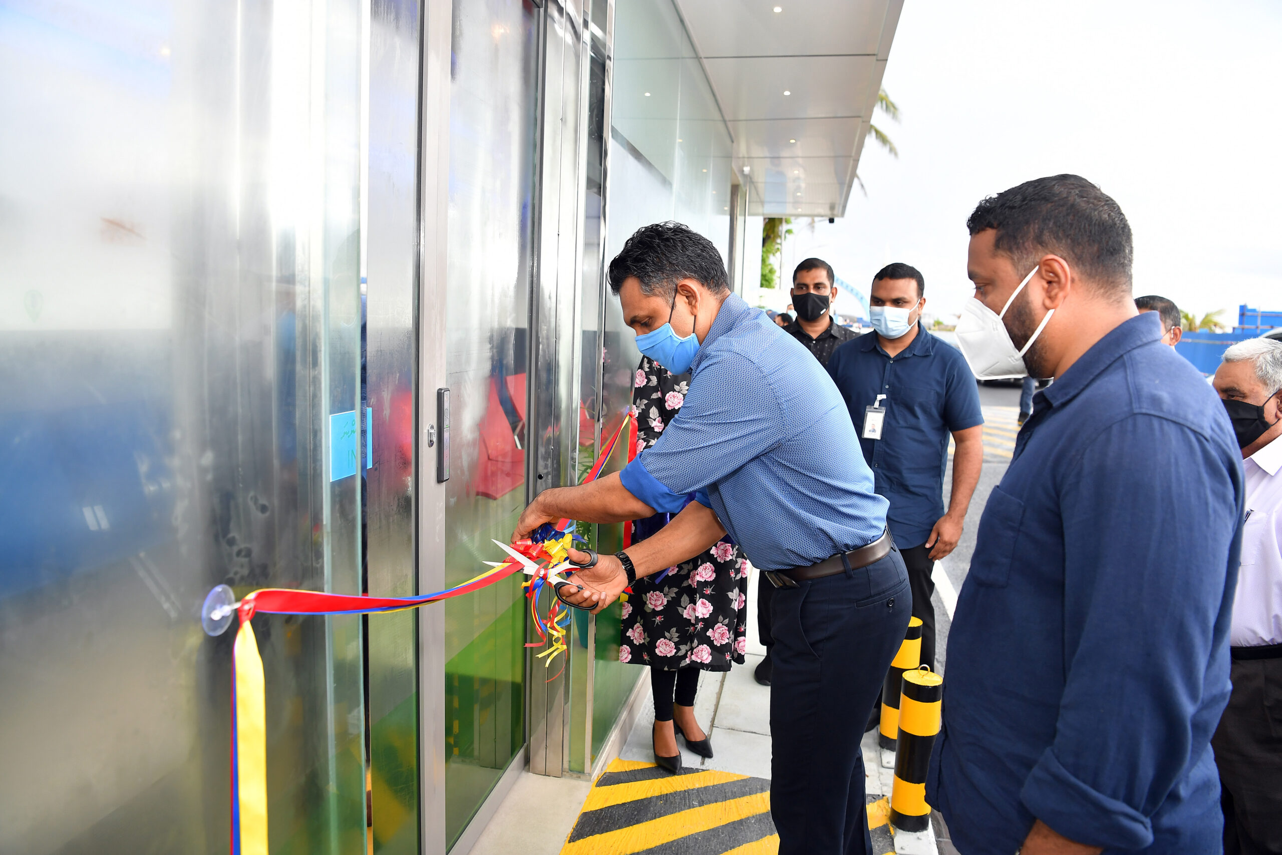 Newly developed bus stop by STELCO opened