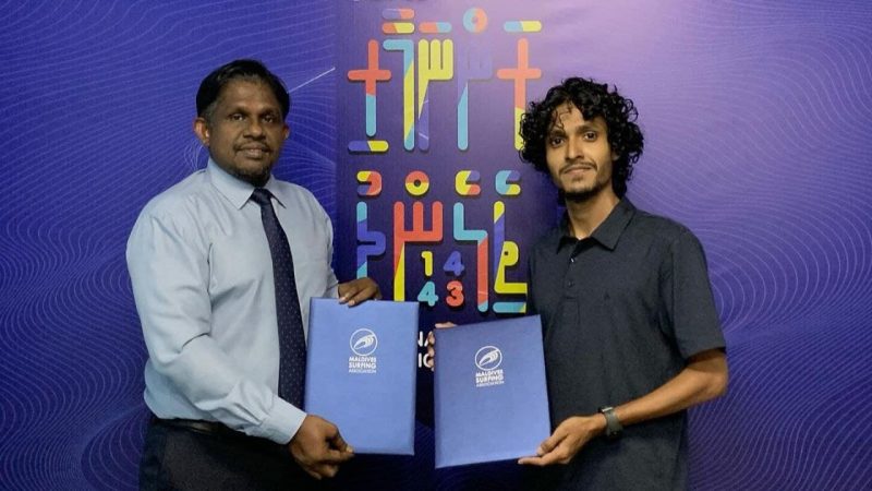 Ooredoo signs as Digital partner for National Surfing Championship