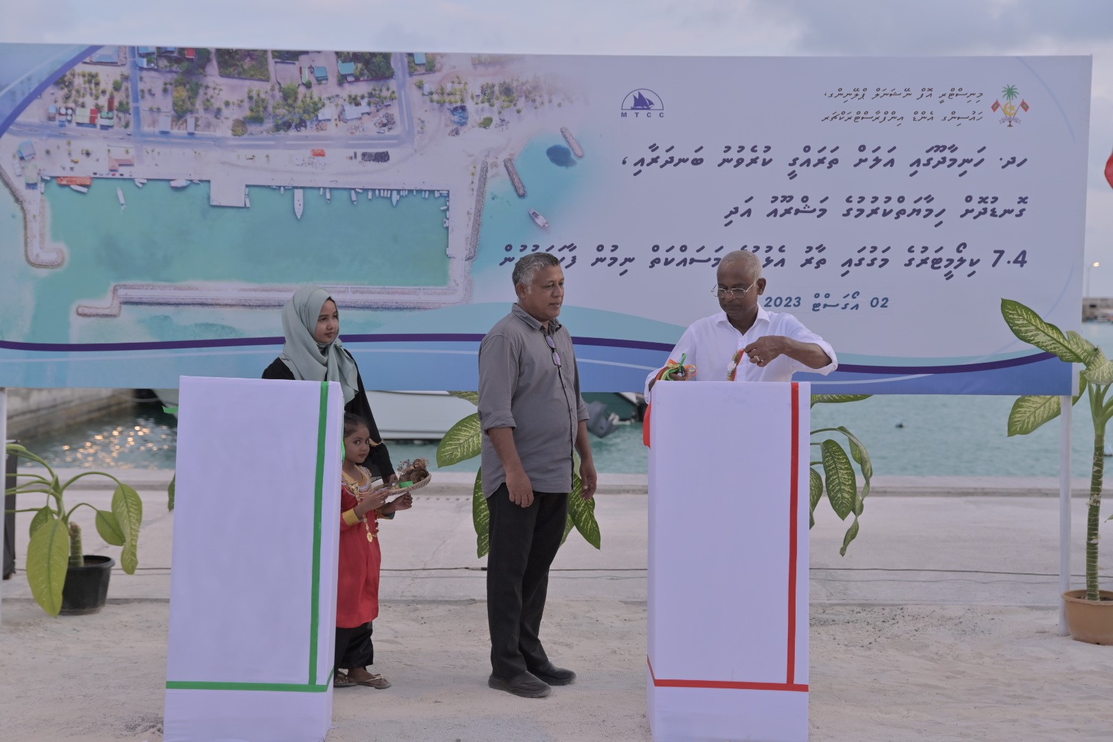 President inaugurates 5 developmental projects completed in HDh. Hanimaadhoo