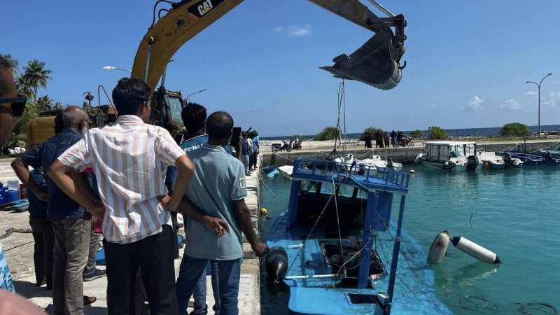 Vessel sank to HDh. Kurinbi Harbour recovered