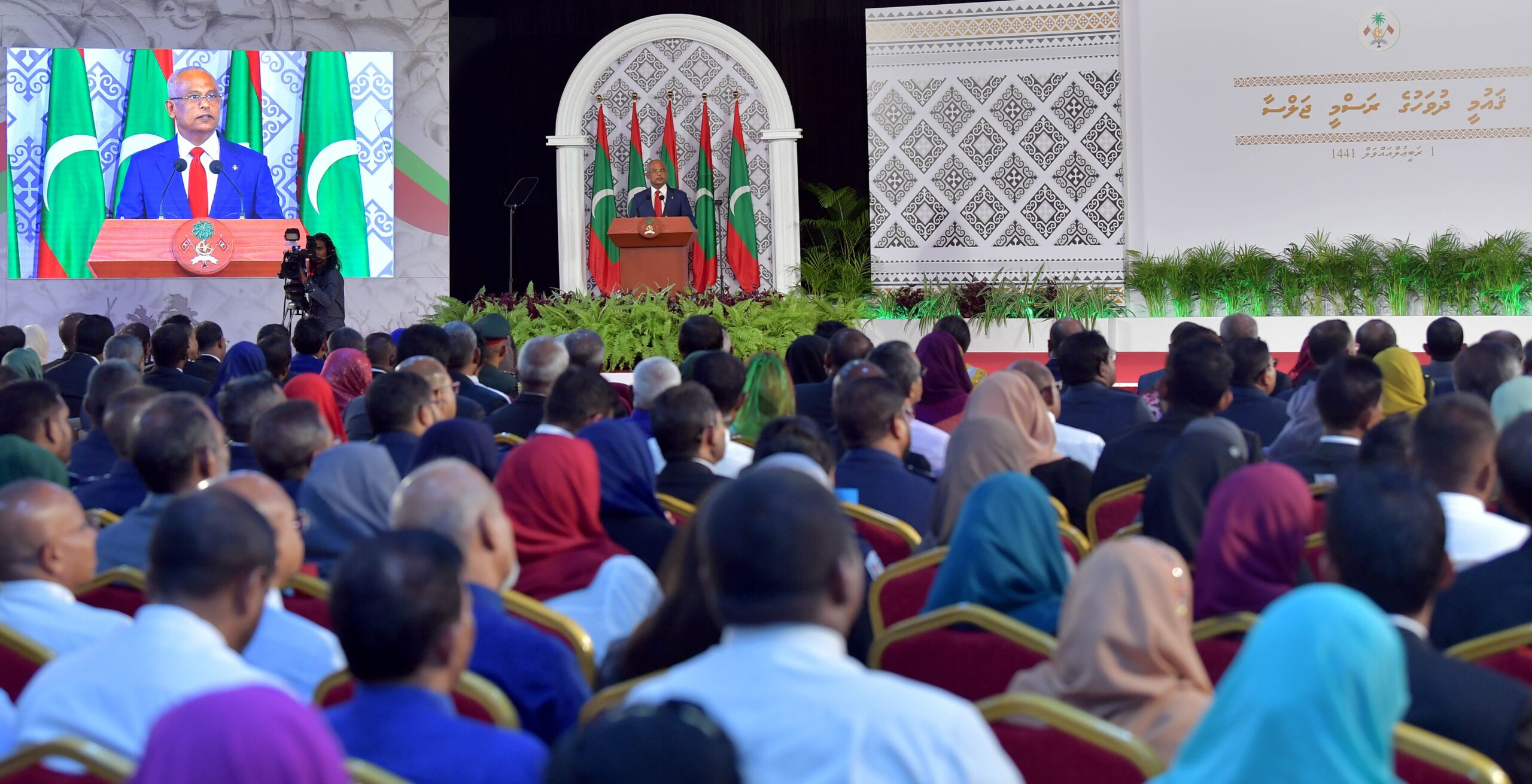 President announces a new national-level award for lengthy national service
