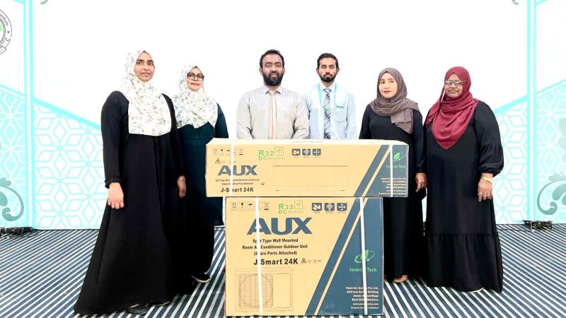 Hoarafushi WDC donated an AC to Atoll Education Center