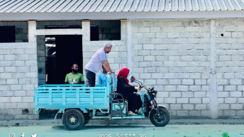 A Land Transport License Program Conducted in Molhadhoo