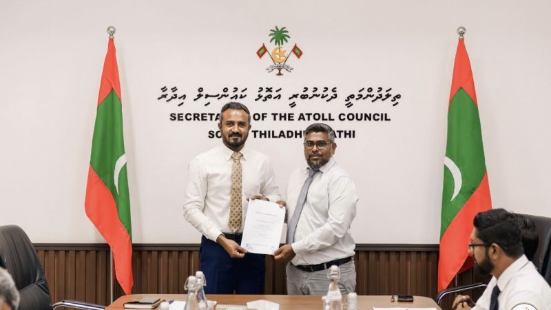 Signing of the grant agreements by the Atoll Council to procure a buggy for every island in Haa Dhaalu Atoll has begun.