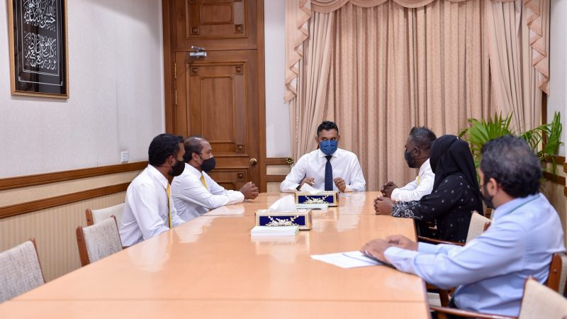 Vice President held a meeting with Sh. Feydhoo council