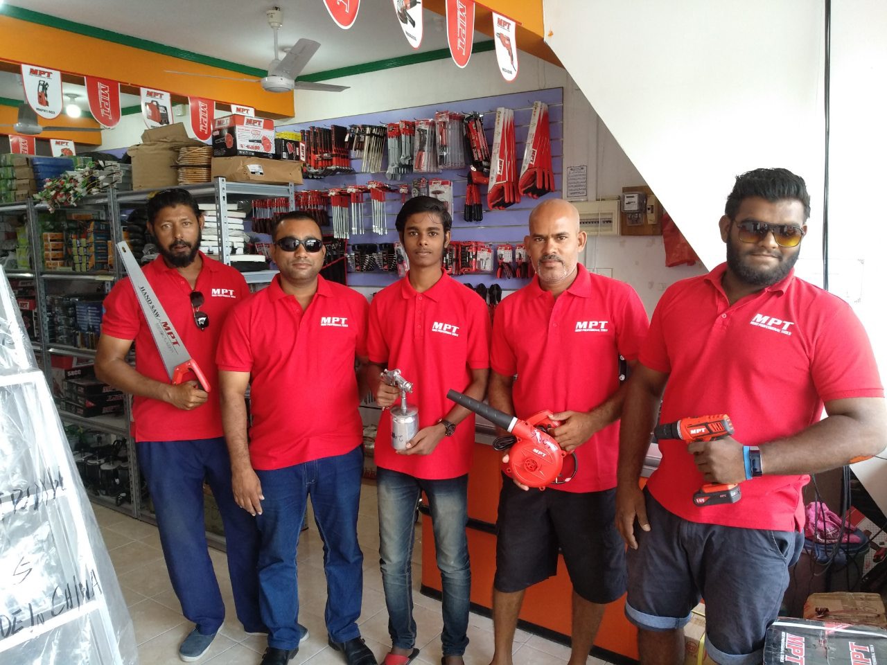 ޗައިނާގެ މަޝްޙޫރު ވަޑާން ޓޫލްސް ހޯލްސޭލްކޮށް ބެސްޓްބަޑީއިން