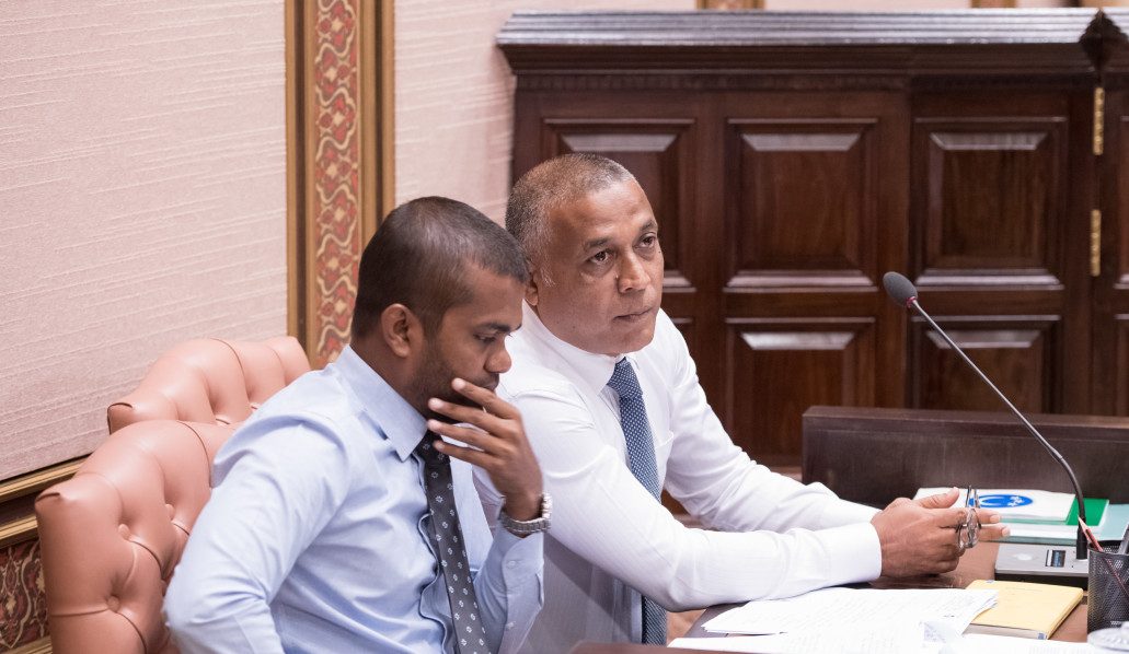 ބަނދަރުތަކުގެ މައްސަލަ - އެންމެ ފަހުން ރައްޔިތުންގެ ބޮލަށް!