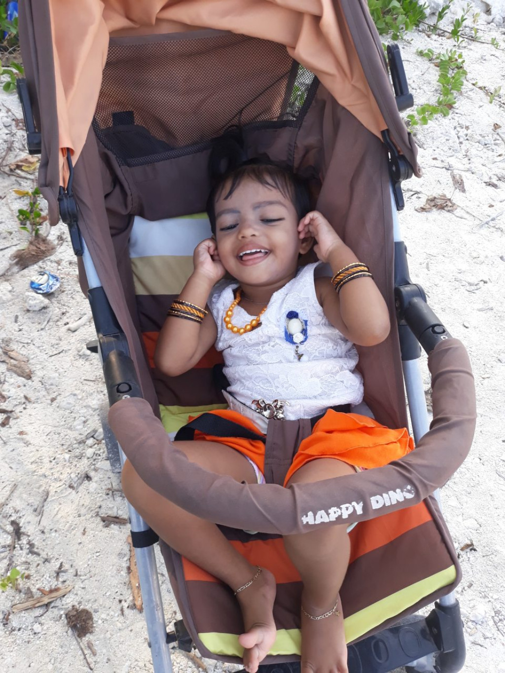 ރައިޝާ ރަނގަޅުވާނެކަމުގެ އުންމީދު އެބައޮތް، ބޭނުންވަނީ އެހީތެރިކަން