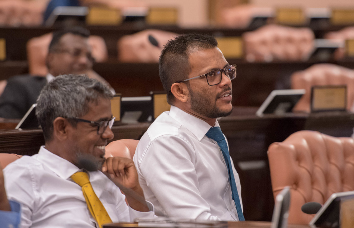 ނުކުޅެދޭ މީހުންގެ އިނާޔަތް ބޮޑުކުރަން ތިލަދުންމަތީ މެމްބަރުން ދެކޮޅު