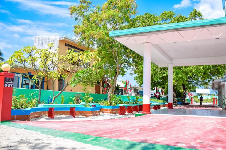 ހއ. އަތޮޅު ހޮސްޕިޓަލްގެ ބައު އިމާރާތުގެ ފުރާޅު ޓިނު ބަދަލުކުރަނީ