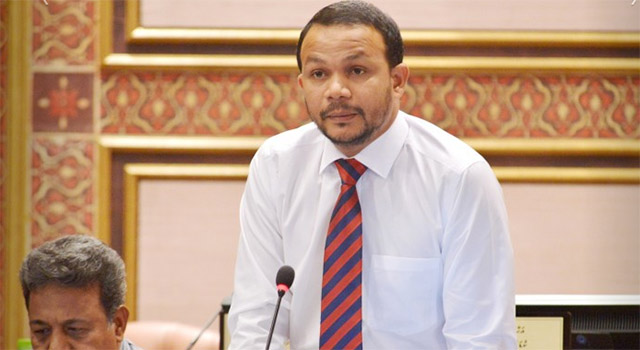 "ކަރަންޓު ކެނޑޭއިރަށް މާލޭގައި ހުންނަ މީހަކަށް އާދޭސްކުރުން ނިމޭނީ ރައްޔިތުންގެ ބެލުމުގެ ދަށަށް އިންޖީނުގެ ގެނެސްގެން"