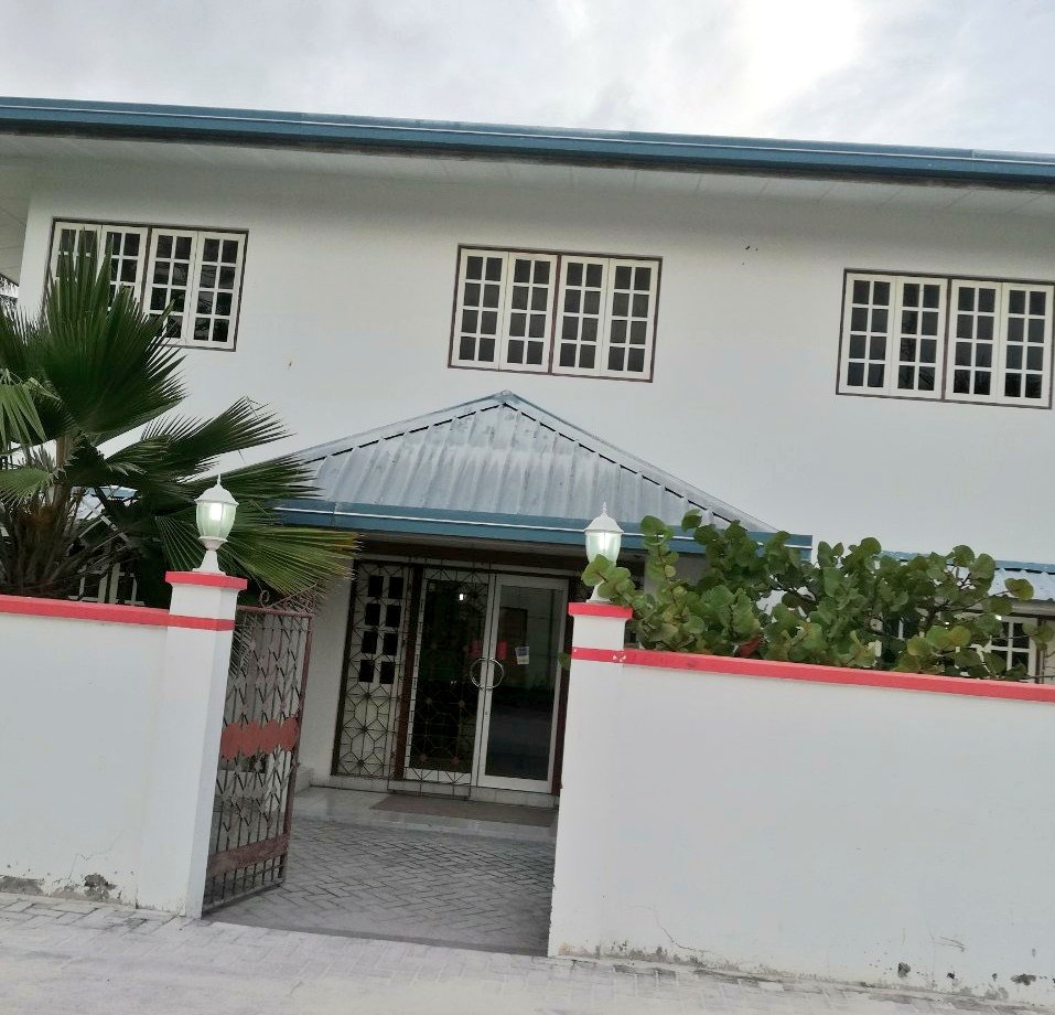 ކުޅުދުއްފުށި ބީއެމްލް ބްރާންޗު ބާވެ، ޚިދުމަތް ހޯދާމީހުންގެ ޝަކުވާ ބޮޑުވަނީ!
