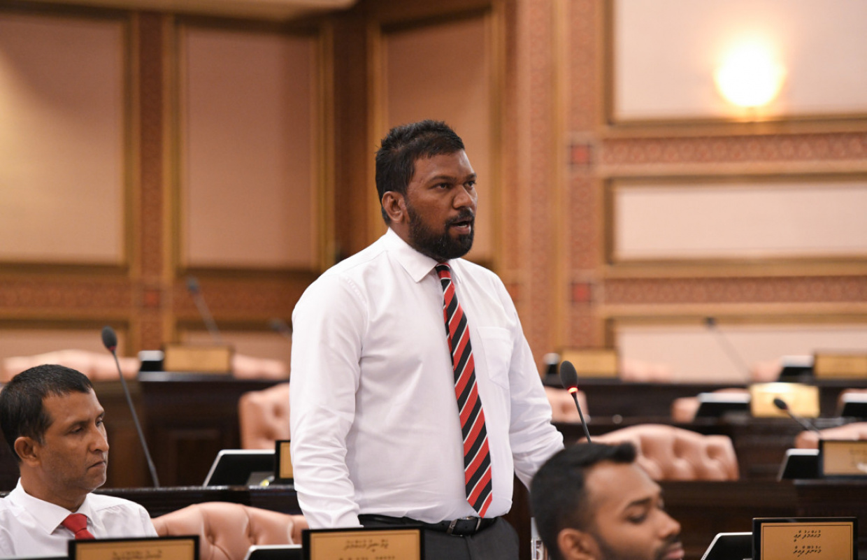 "މަޖިލިސް ތަޅުން" ނުކިޔަން ރާޢީ އެދިއްޖެ