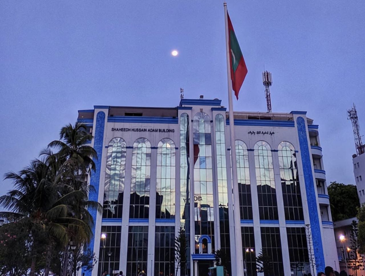 ބައިނަލްއަގުވާމީ ބޮޑު އޮޕަރޭޝަނެއް: 1،000 އަށް ވުރެ ގިނަ އެކައުންޓް ފްރީޒްކޮށް، 3.1 މިލިއަން ރުފިޔާ އަނބުރާ ހޯދައިދީފި