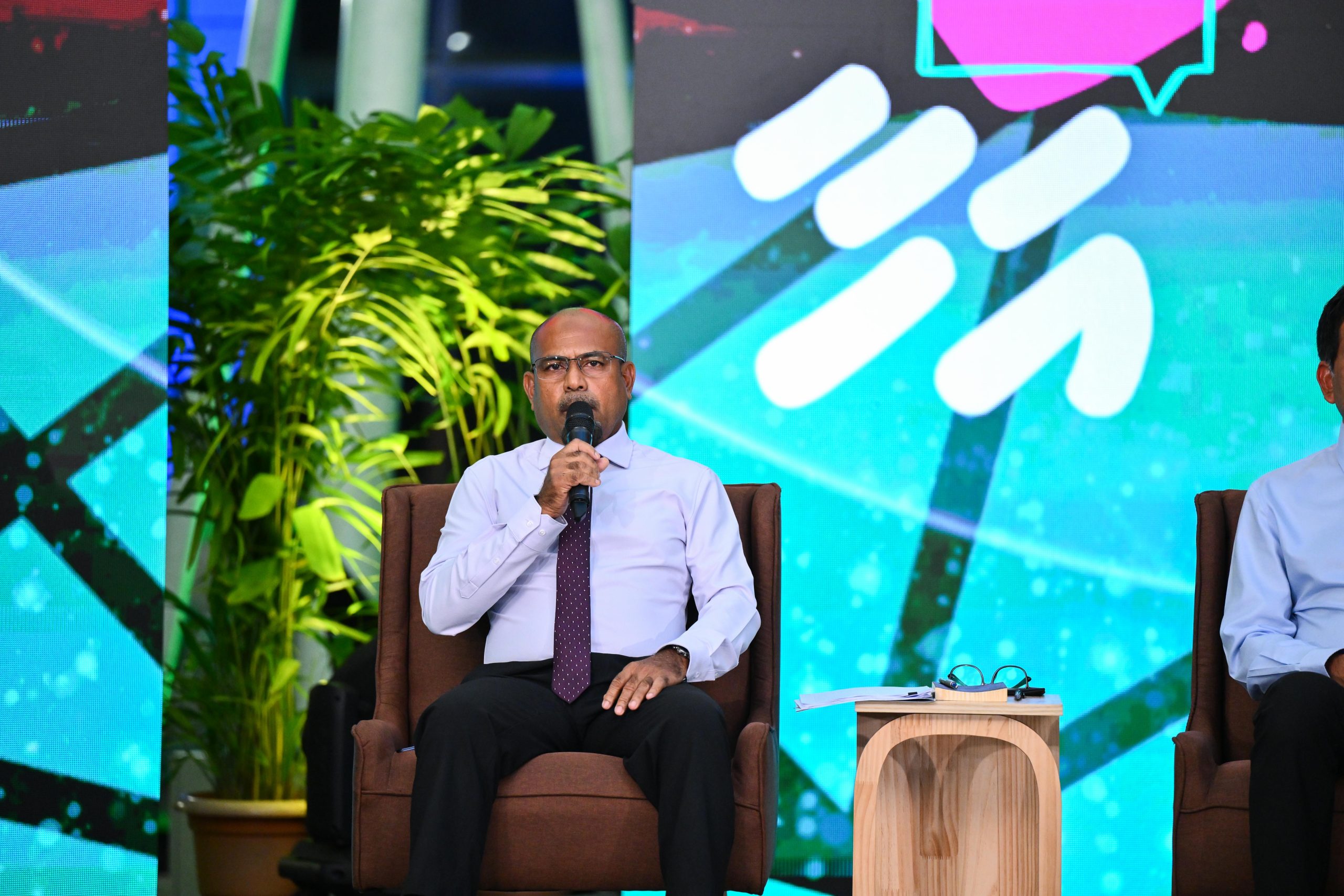 ބޭރުގެ ހަމަލާއަކުން ރާއްޖެ ދިފާޢުކުރަން ވެސް ސިފައިން ތިބީ ތައްޔާރީ ހާލަތުގައި: ވަޒީރު