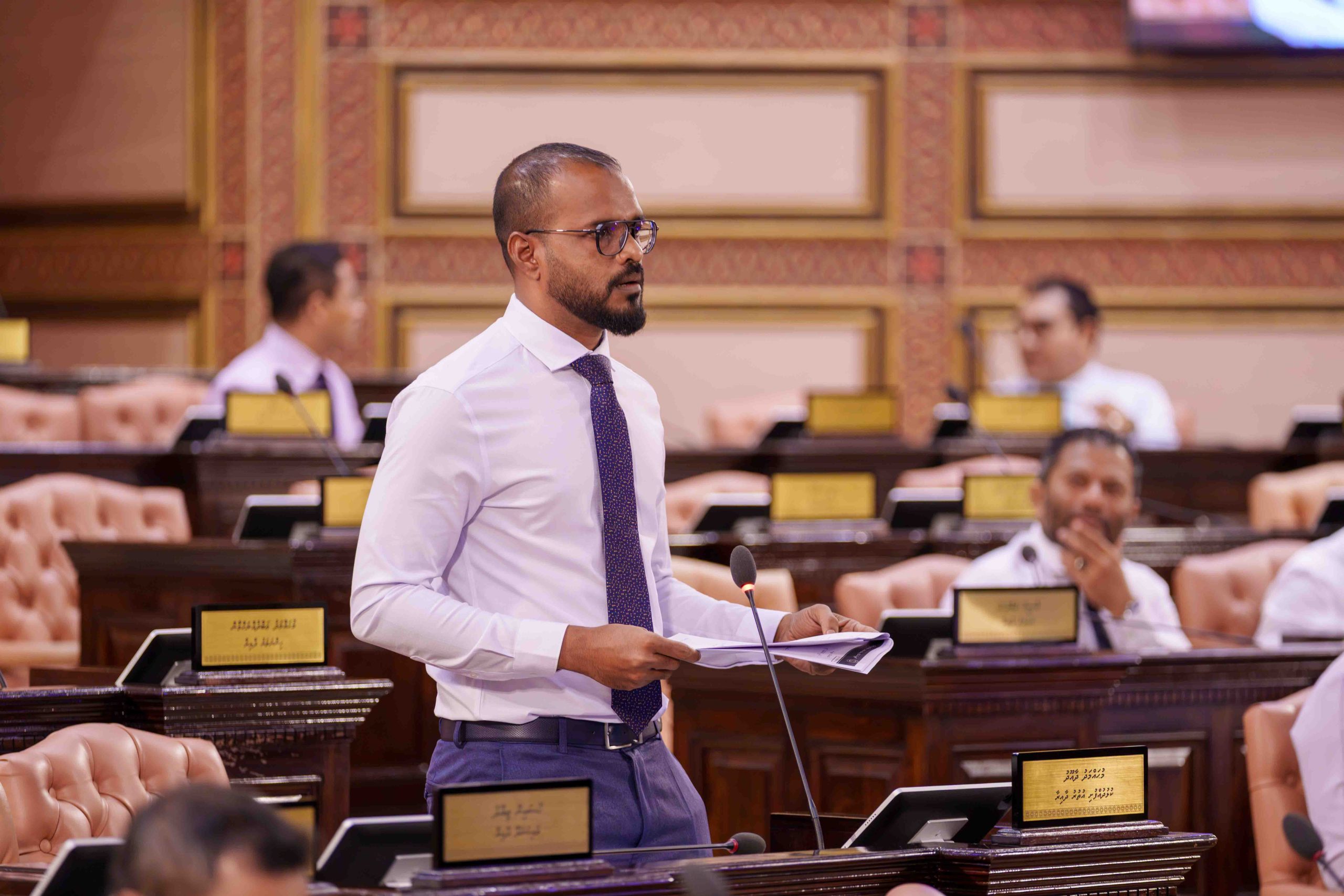 ބޭރުގެ މިޝަންތަކާއި ޖަމްޢިއްޔާތަކަށް ރާއްޖެއިން ލިބޭނެ އިމްތިޔާޒުތައް ބަޔާންކުރާ ބިލެއް މަޖިލީހަށް
