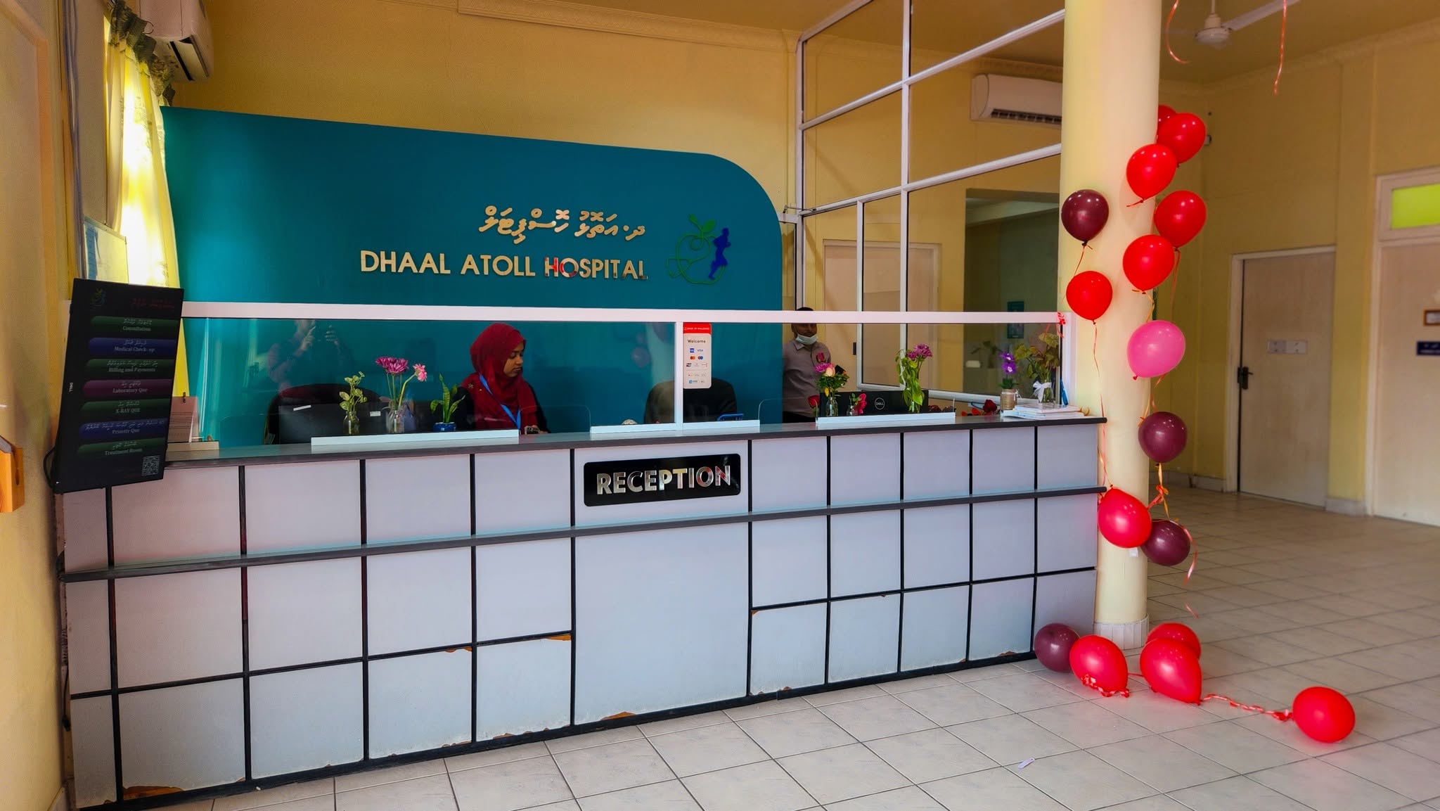 ރިސޯޓެއްގެ މޫދުން ހަބަރު ހުސްވެފައި އޮއްވާ ފެނުނު ދެ ފަތުރުވެރިން މަރުވެއްޖެ