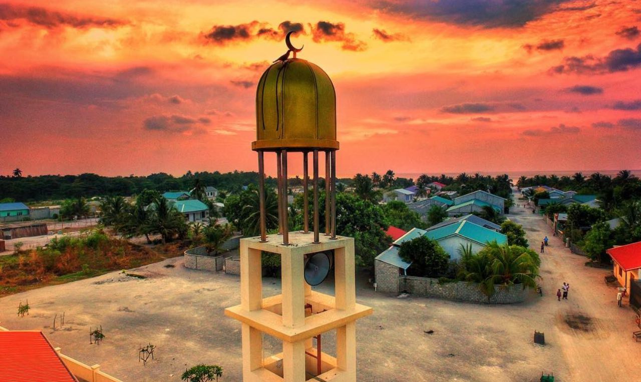 ''އަތްމަތީގައިވާ މުދަލަކީ ވަގުތީ އަމާނާތެއް، އެއާ މެދު ޤިޔާމަތް ދުވަހު ސުވާލުވެވޭނެ''