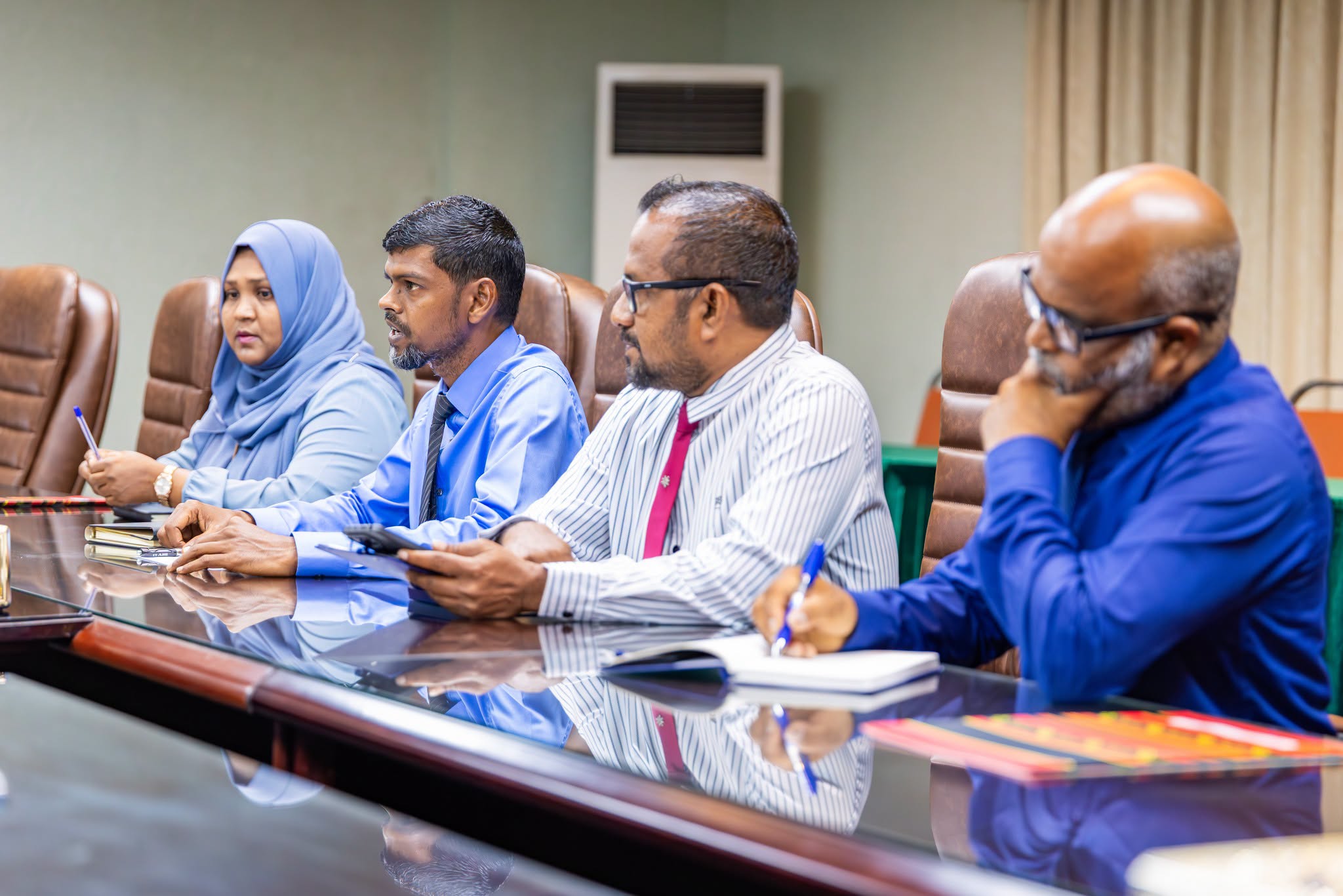 ވައިކަރަދޫ ތަރައްޤީގެ ޕްލޭނަށް، ރަށުން ބޭރުގައި އުޅޭ ރައްޔިތުންގެ ޚިޔާލު ހޯދަން ސާވޭއެއް ފަށައިފި