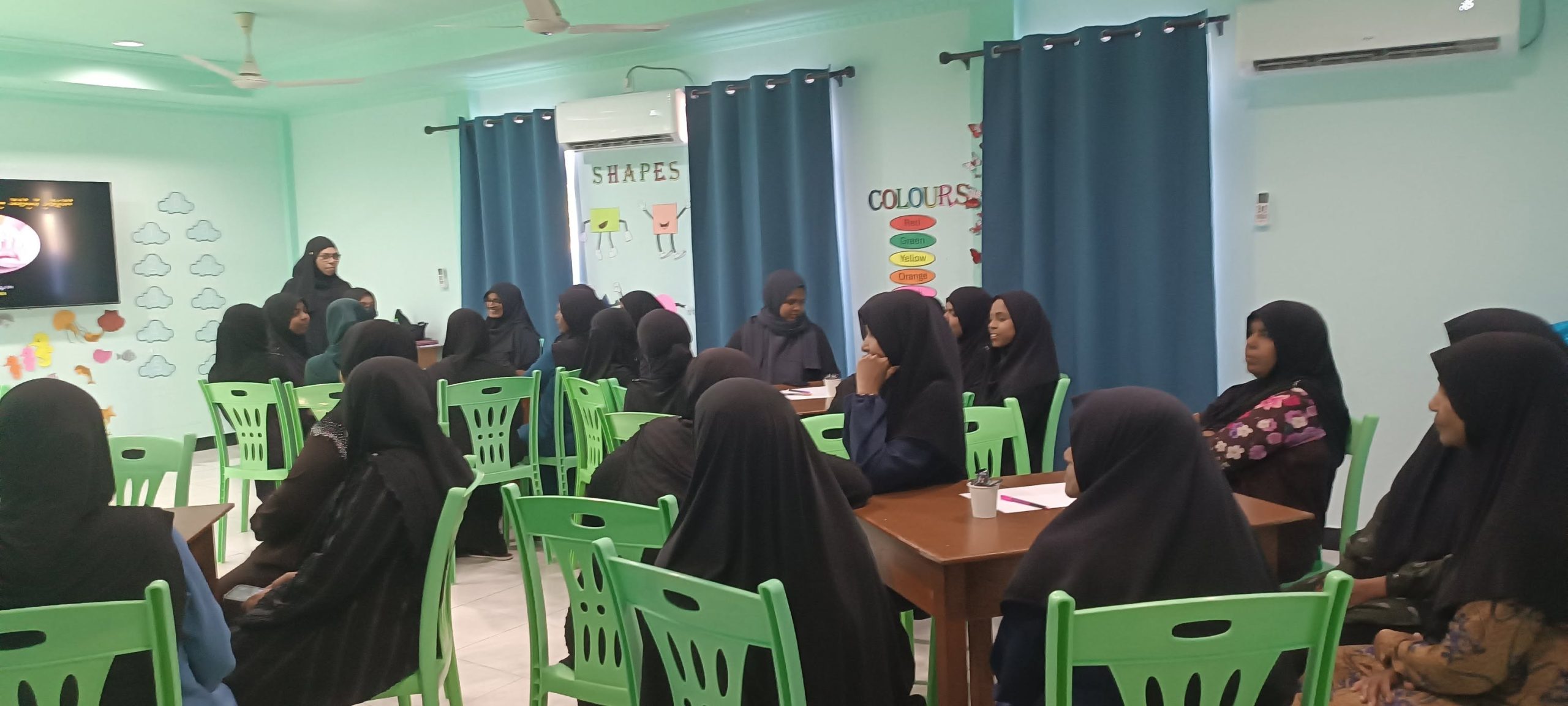 ކާބޯތަކެތީގެ ދުވަސް ފާހަގަކުރުމަށް މަރޮށީގައި ކާބޯތަކެތީގެ މައުރަޒެއް ބާއްވަނީ