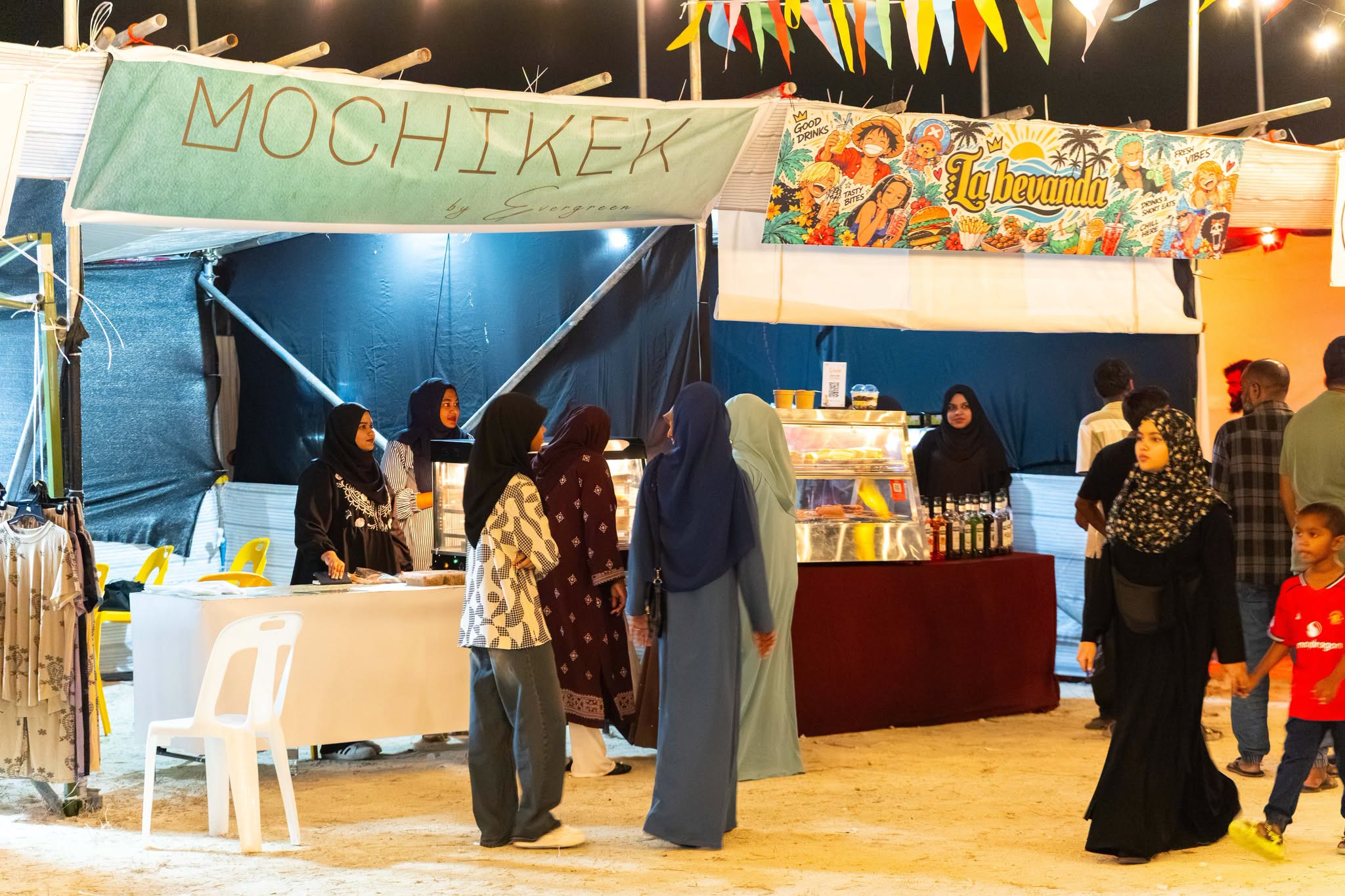 ބޮޑުބާޒާރަށް ދާން އުތީމު ކައުންސިލުން ހިލޭ ދަތުރެއް؛ ފުރަތަމަ 100 މީހުންނަށް ޖާގަ