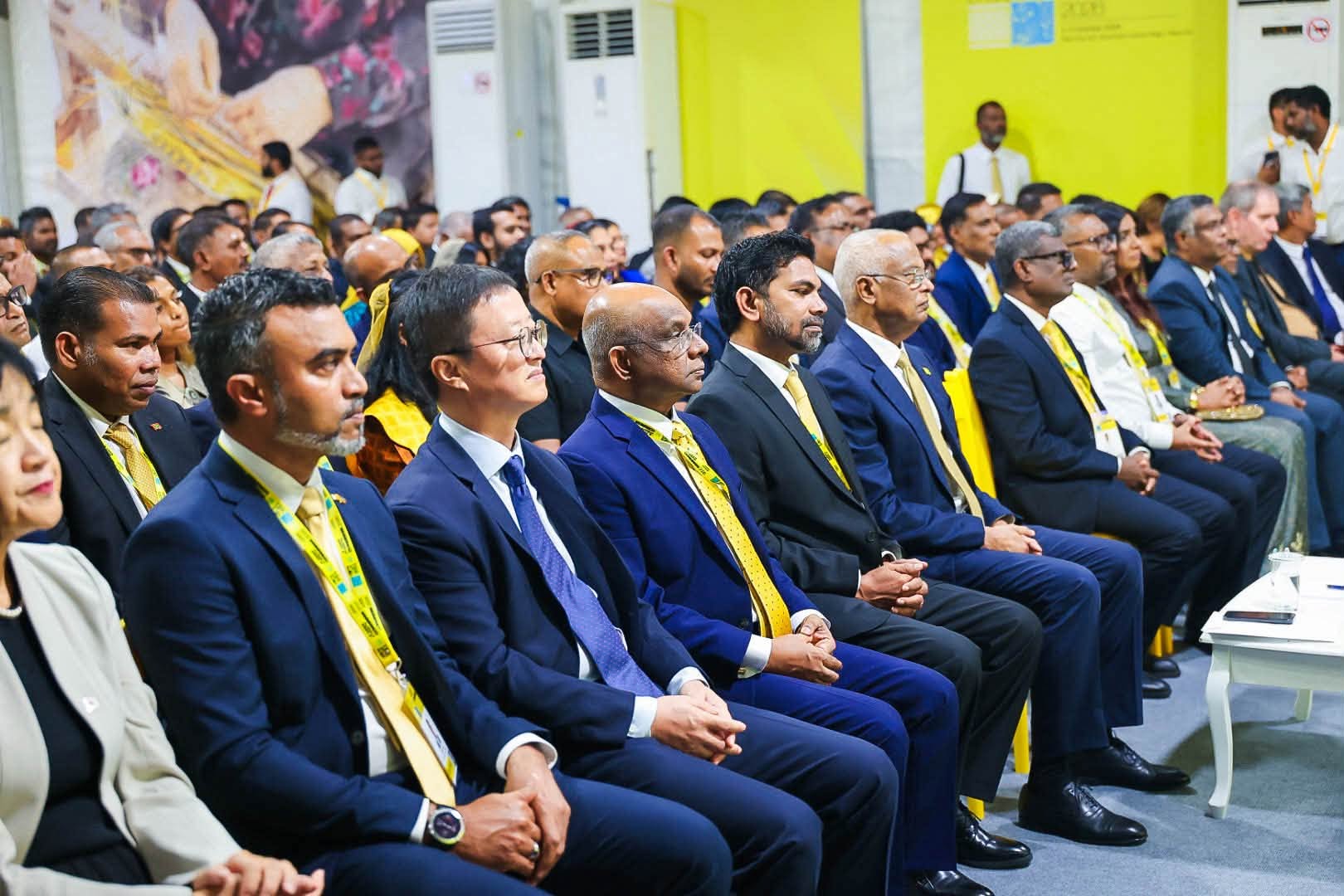 އެމްޑީޕީގެ ކޮންގްރެސް ފަށައިފި