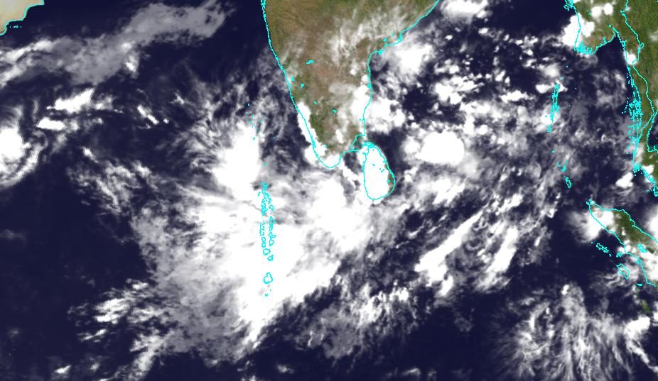 އޮރެންޖު އެލާޓް: ބޯކޮށް ވާރޭވެހި މާލޭގައި ފެންބޮޑުވެއްޖެ