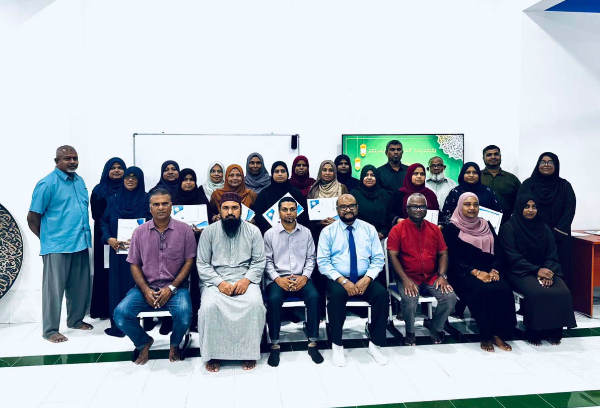 ކުރިން ތިބީ އެންމެ 3 މީހުން؛ މިހާރު އުތީމުގެ ކޮންމެ އާއިލާއެއްގައި ޖަމާޢަތްތެރިއެއް