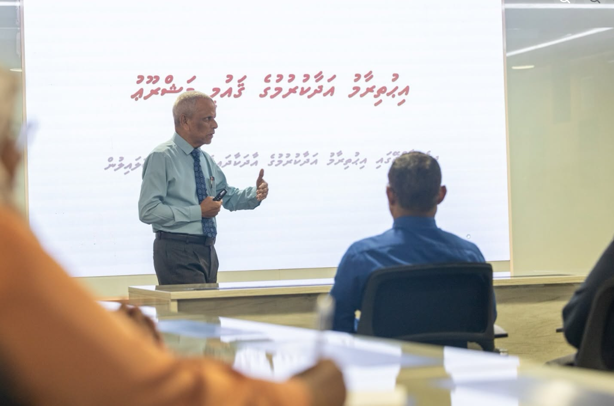 ''އިޙުތިރާމުގެ އުފާ މުޖުތަމަޢުގެ ނަފާ''، ޤައުމީ ބޮޑު މަޝްރޫޢުގެ މަޢުލޫމާތު މާލީ ވުޒާރާއަށް ދީފި