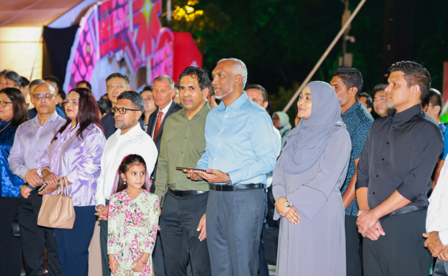 ދިވެހި ފަންނުވެރިންގެ ކުޅަދާނަކަން އެއް ފުރާޅެއްގެ ދަށުން، އުފެއްދުންތެރިކަމުގެ ބޮޑު މައުރަޒު ހުޅުވައިފި