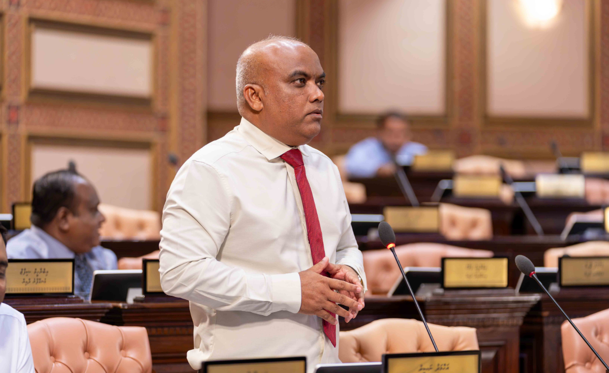 މުދަލާއި ޚިދުމަތުގެ ޓެކްސް ގާނޫނަށް ގެންނަނީ ގައުމަށް އެންމެ ފައިދާހުރި އިސްލާހުތައް: ނަސީރު