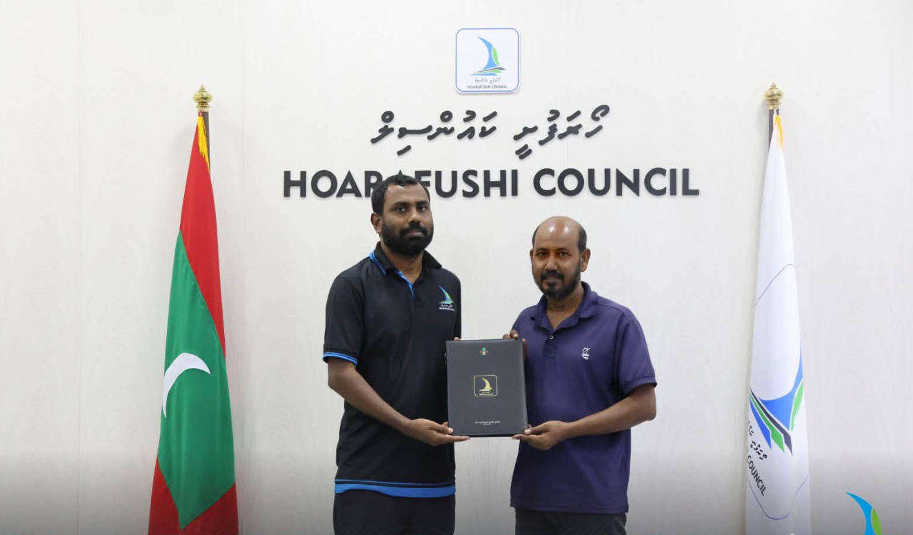 ޚިދުމަތްތައް ފުޅާކުރަން ހޯރަފުށިން އެސްޓީއޯ އަށް 6،700 އަކަފޫޓުގެ ބިމެއް ދީފި
