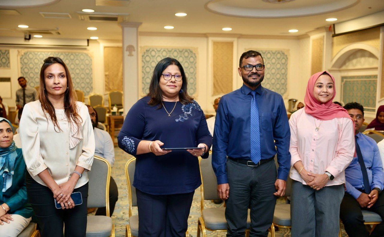 ސިއްޙީ މުހިންމު 12 ދިރާސާއަކާ އެކު 'ހެލްތު ރިސާރޗް ބުލެޓިން' ނެރެފި